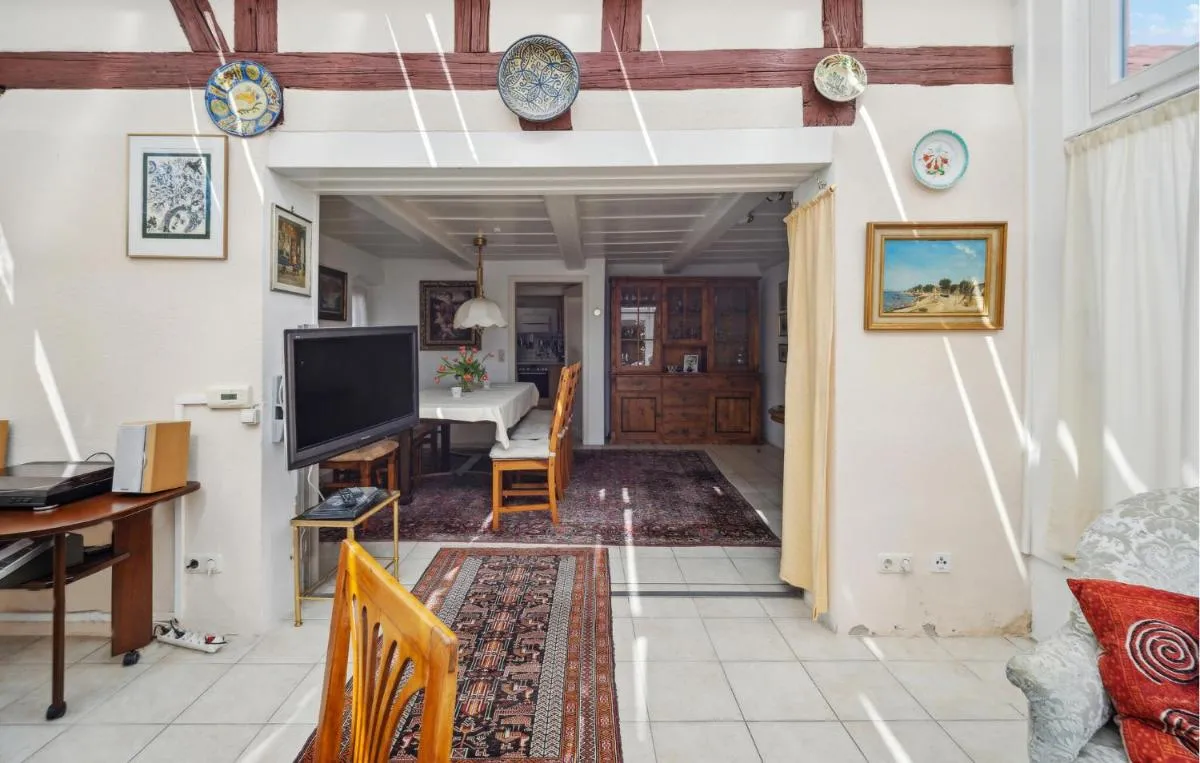 Image 3 of 5 Bedroom Pet Friendly Home In Dresden