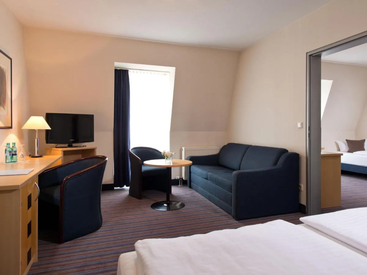 Image 2 of ACHAT Hotel Dresden Elbufer