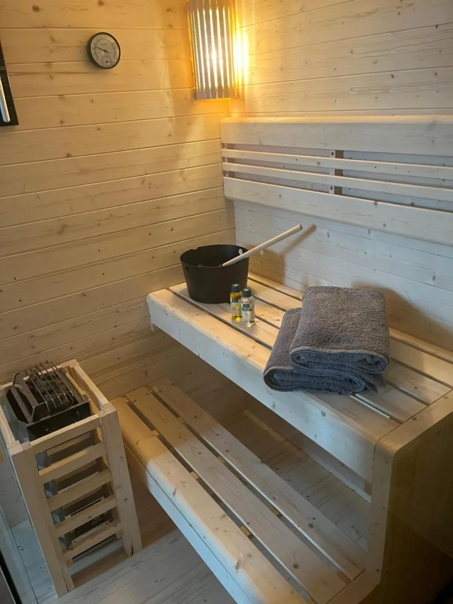 Image 1 of ANER2 STYLISCHE Ferienwohnung mit Sauna in Dresden Weißer Hirsch