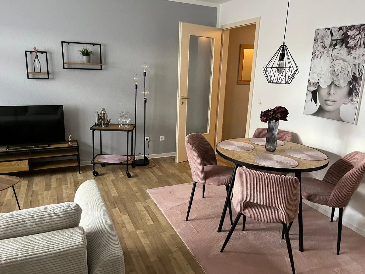 Image 2 of ANER 1 STILVOLLE Ferienwohnung in Dresden-Loschwitz