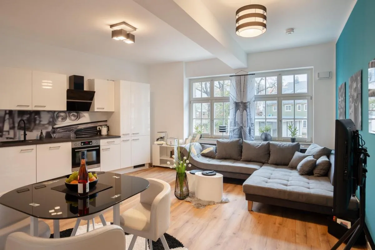 Image 3 of ANER 4 Design Apartment Zoe