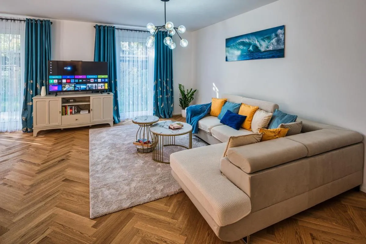 Image 4 of Apartment am Großen Garten – Terrasse & Parkplatz -8 Personen