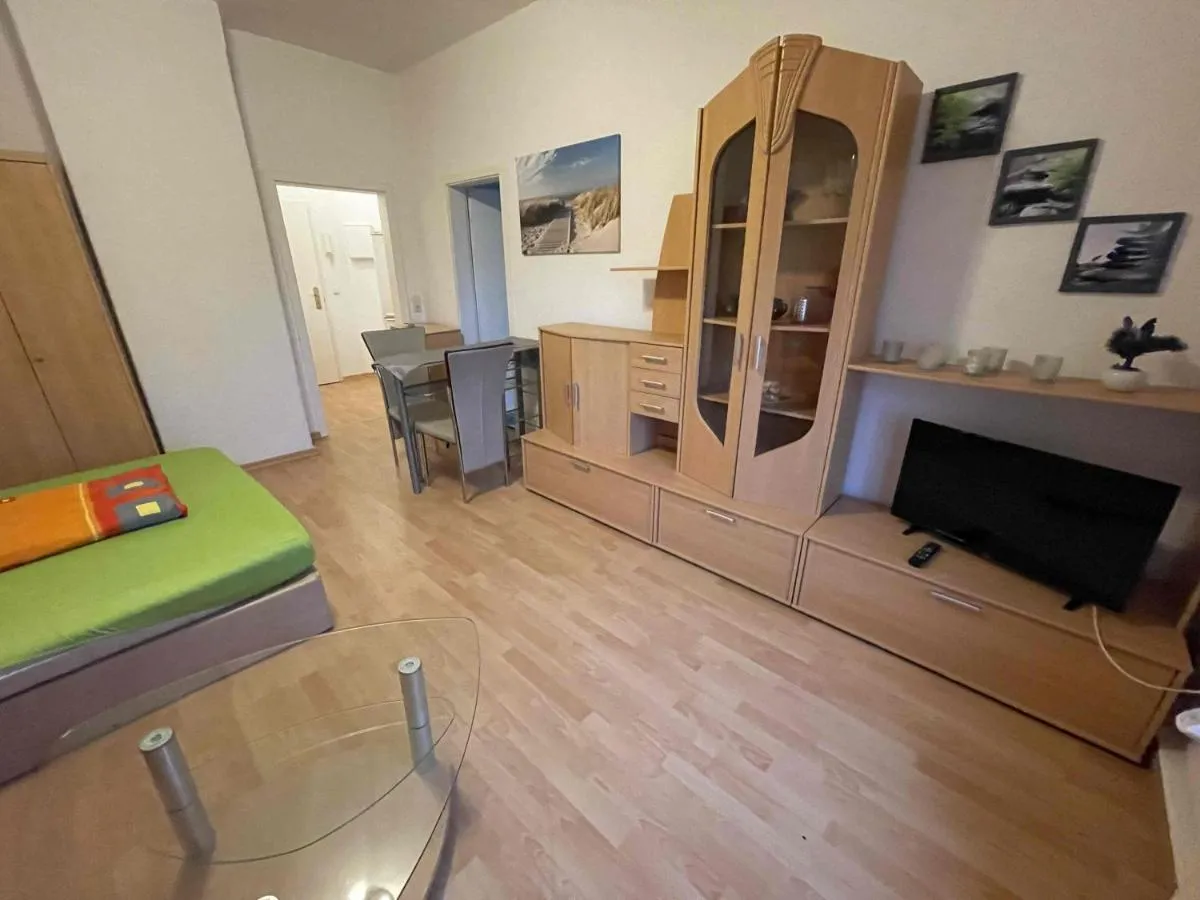 Image 3 of Apartments Strehlen