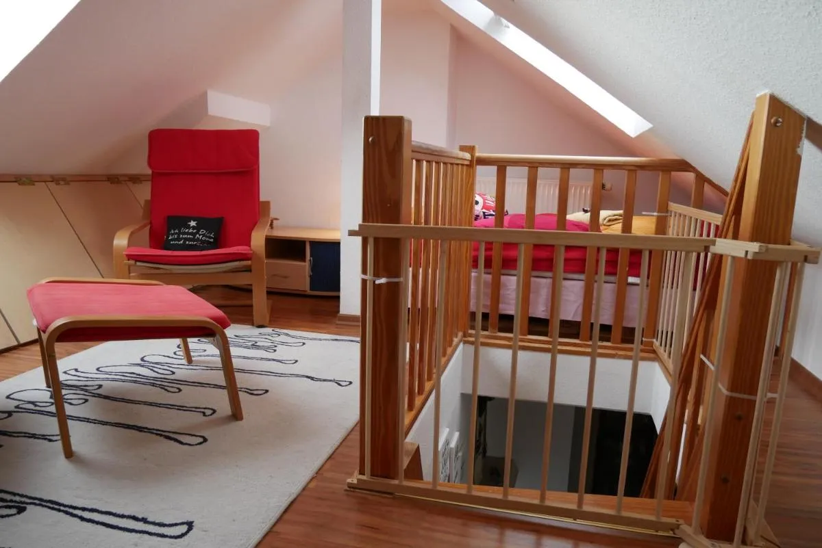 Image 1 of CasaColombia traumhafte Neustadt-Wohnung am Park