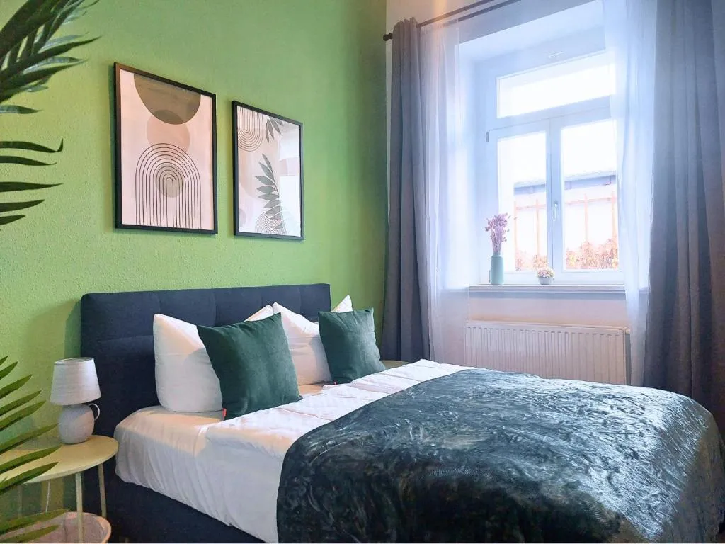 Image of CoView – Design Apartment mit vollausgestatteter Küche, Terrasse, eigenem Zugang, Highspeed Wlan