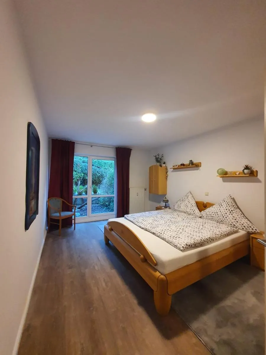 Image 3 of Dennis Apartment