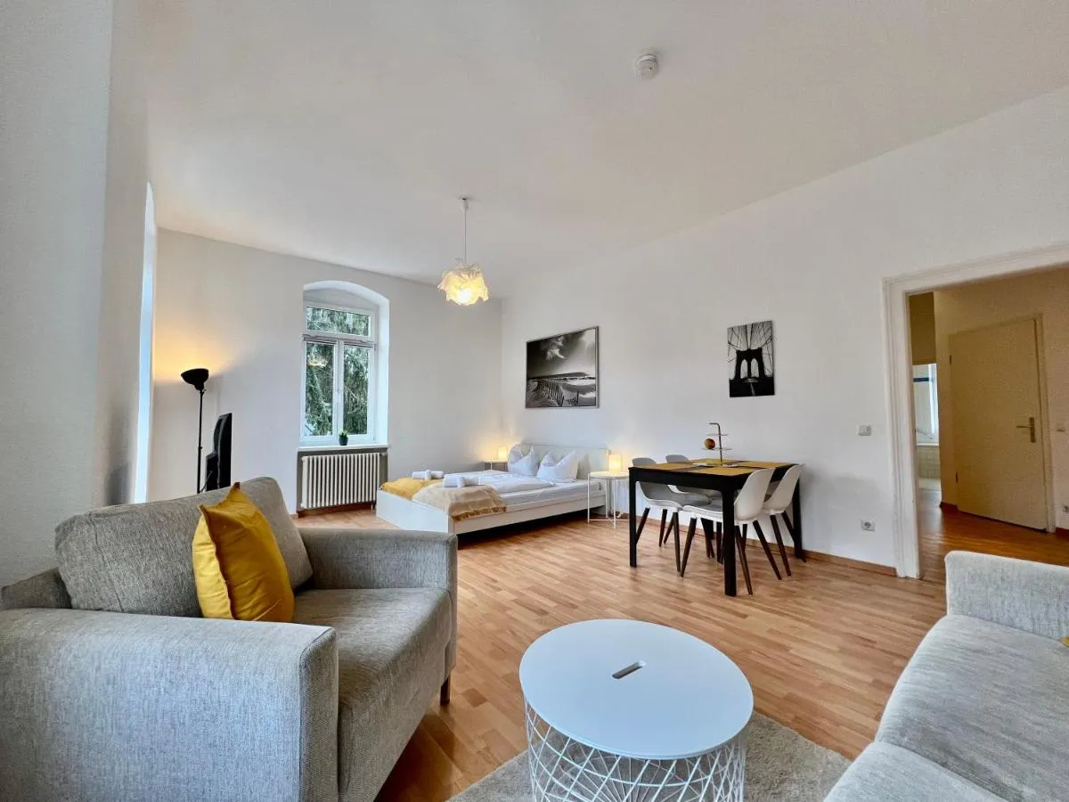 Image 3 of Dill Apartment Dresden am Blauen Wunder