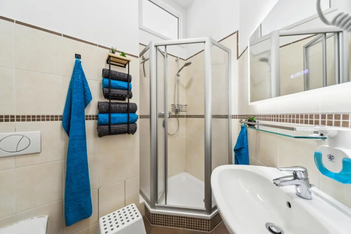 Image 3 of DresdenStay gemütlich Nähe Zentrum und Elbe Kamin PS4