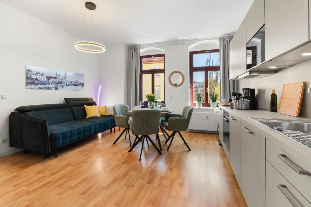 Image 1 of ElbDreams Cozy Design Apartment