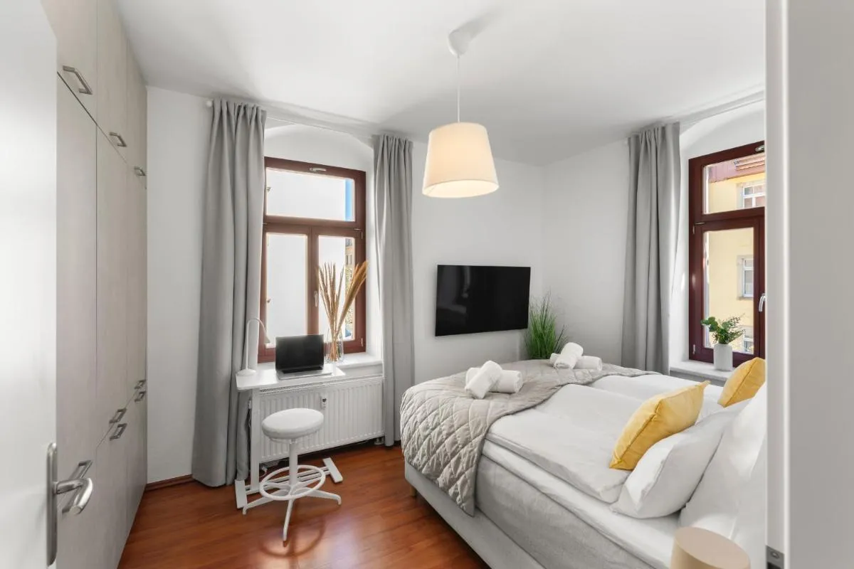 Image 4 of ElbDreams Cozy Design Apartment