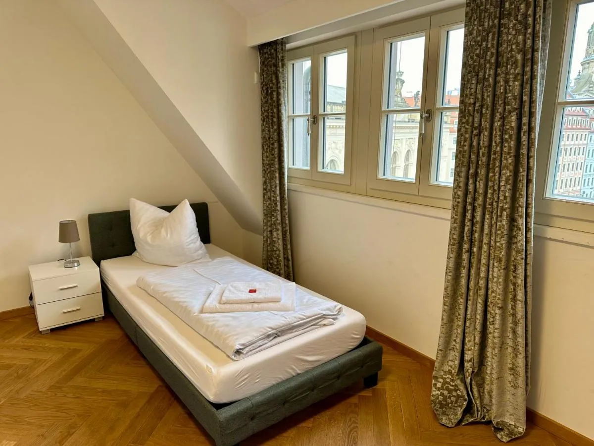 Image 5 of Exklusives Apartment mit einmaligem Blick zur Frauenkirche – Parkplatz kostenfrei