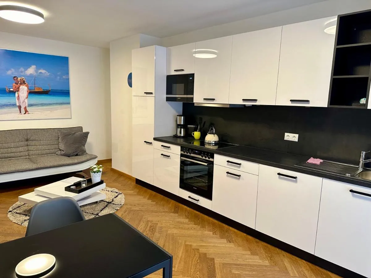 Image 2 of Exklusives Apartment mit einmaligem Blick zur Frauenkirche – Parkplatz kostenfrei