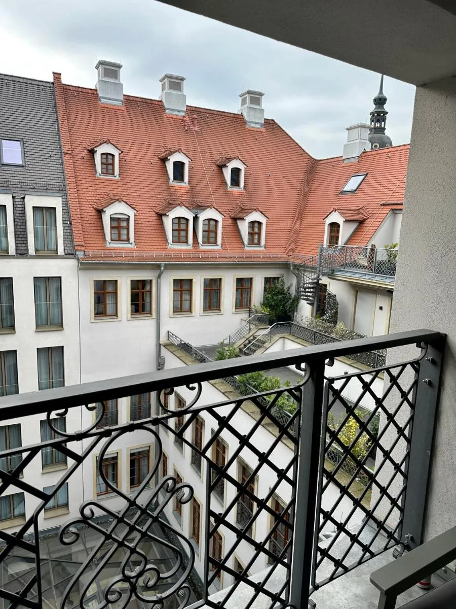 Image 4 of Exklusives Apartment mit einmaligem Blick zur Frauenkirche – Parkplatz kostenfrei