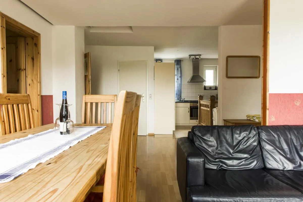 Image 2 of Ferienwohnung Casa Casimir mit Elbblick, Balkon und großen Garten