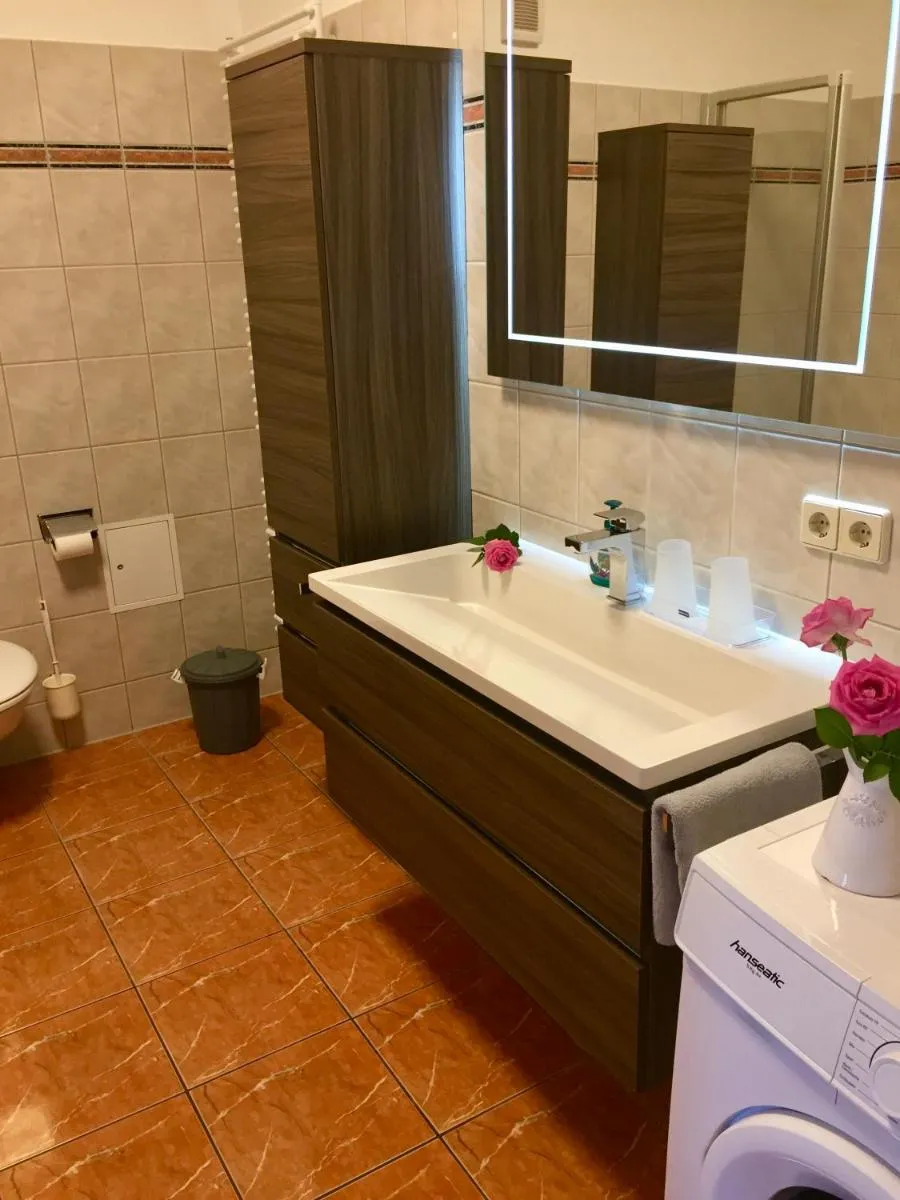 Image 2 of Ferienwohnung am Wasser Villa Graf von Pfeil