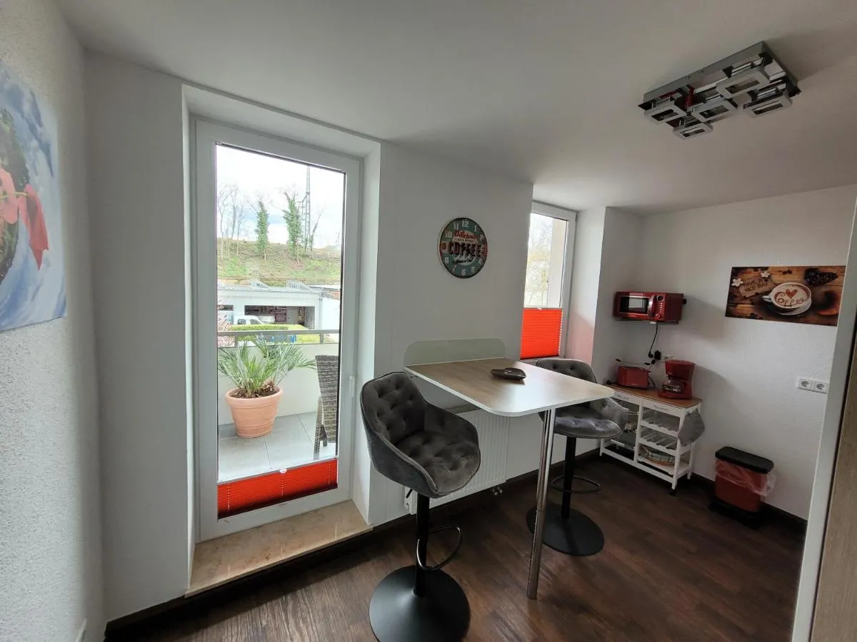 Image 2 of Ferienwohnung oder Studio Dresden-Neustadt inkl Parkplatz mit Balkon oder Terrasse