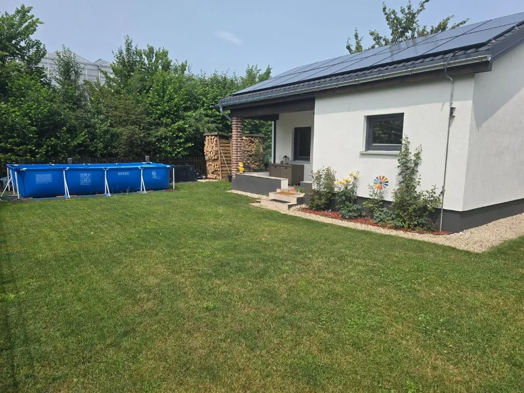 Image of Haus Dresden, Pool, Garten, familienfreundlich