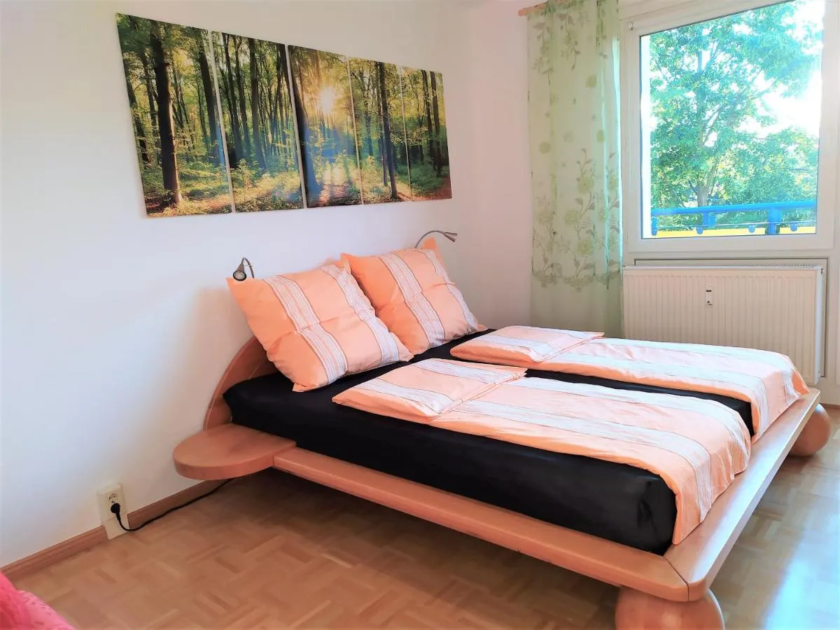 Image 5 of Helles Apartment mit Balkon am Großen Garten nahe Stadtzentrum