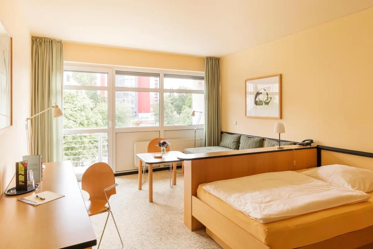 Image 1 of Hotel Am Weberplatz