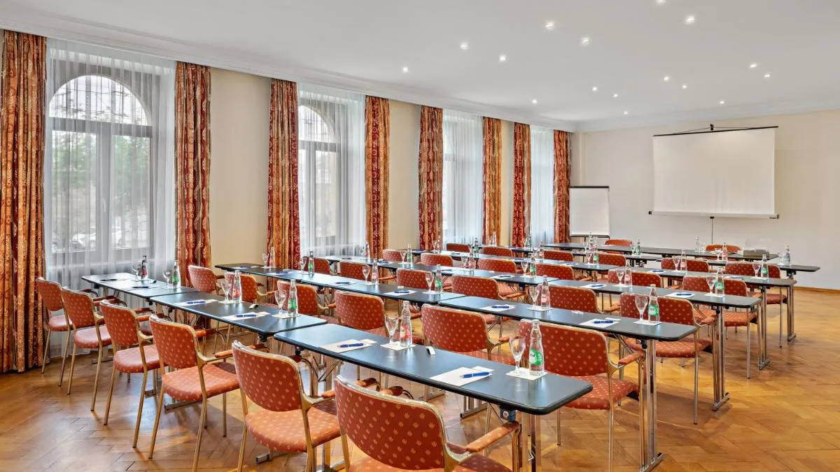 Image 6 of Hotel Bayerischer Hof Dresden