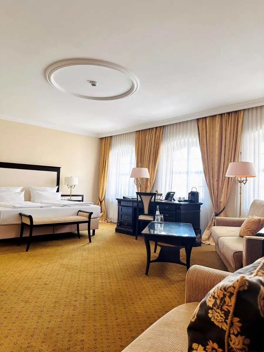 Image 6 of Hotel Suitess