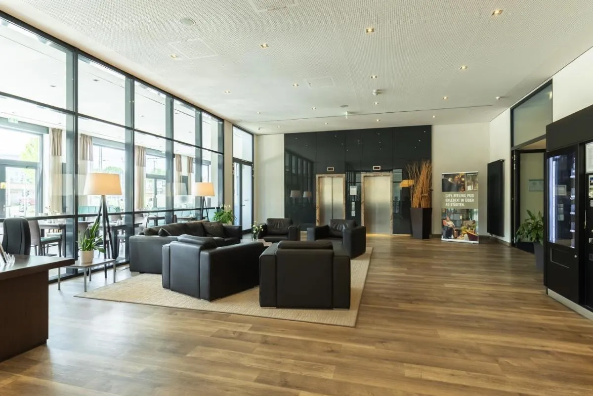 Image 4 of IntercityHotel Dresden