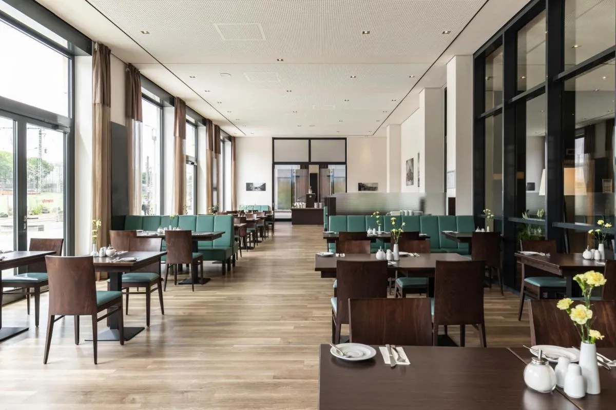 Image 3 of IntercityHotel Dresden