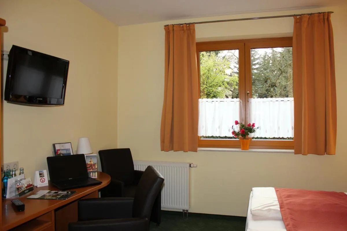 Image 4 of Landhotel Dresden