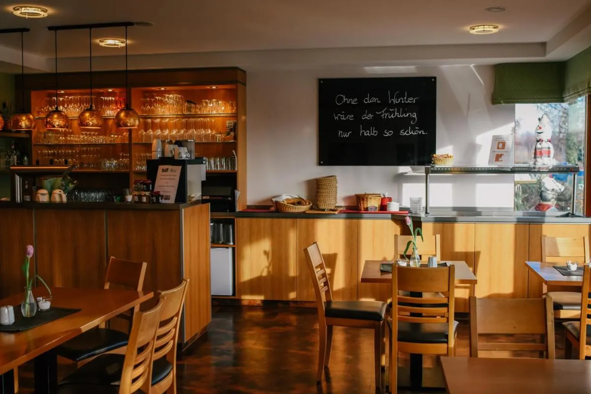 Image 2 of Landhotel Dresden