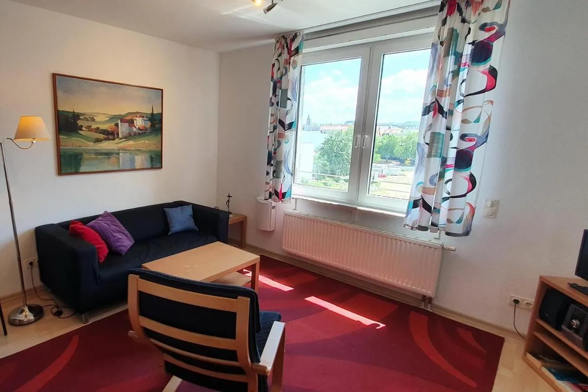 Image 4 of Laurin Apartment L65