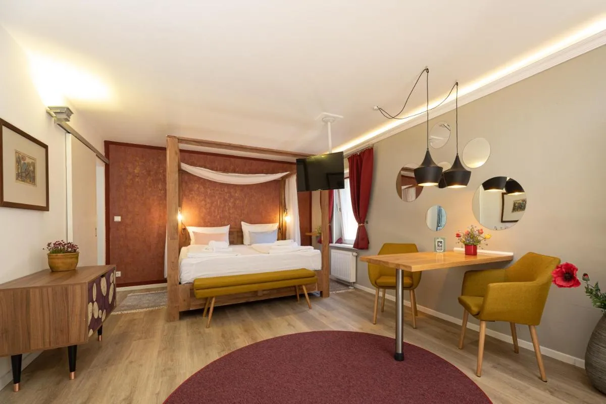 Image 1 of Little Suite Apartments