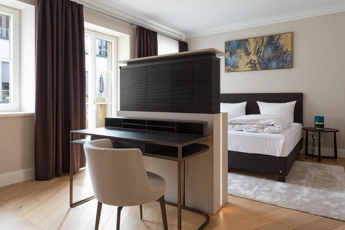 Image 1 of Luxury Home / 2-Raum-Apartment an der Frauenkirche