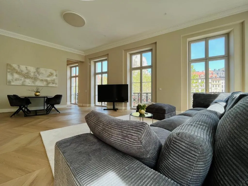 Image of Luxury Home / 3-Raum-Suite an der Frauenkirche / 2