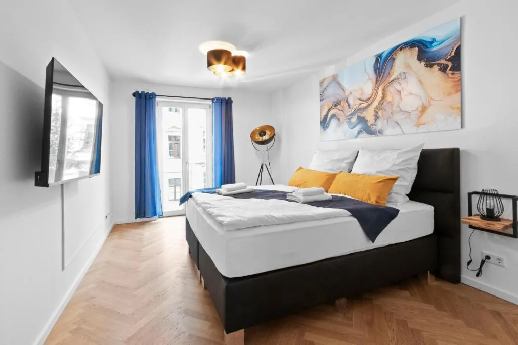 Image of Luxus im Zentrum für 6 Personen! 3 Zimmer, Balkon, WLAN, Parkplatz
