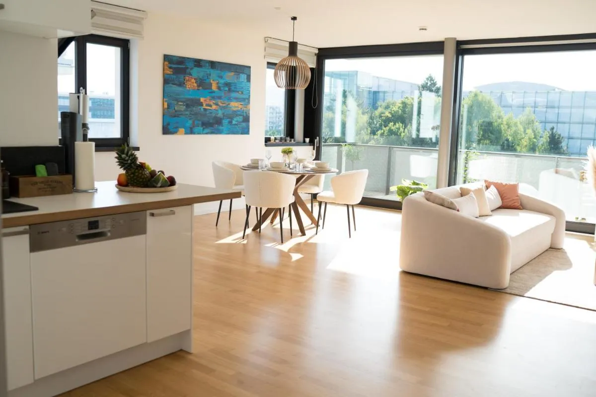 Image 2 of Moderne Ferienwohnung mit großzügigen 100qm in der Dresdner Altstadt