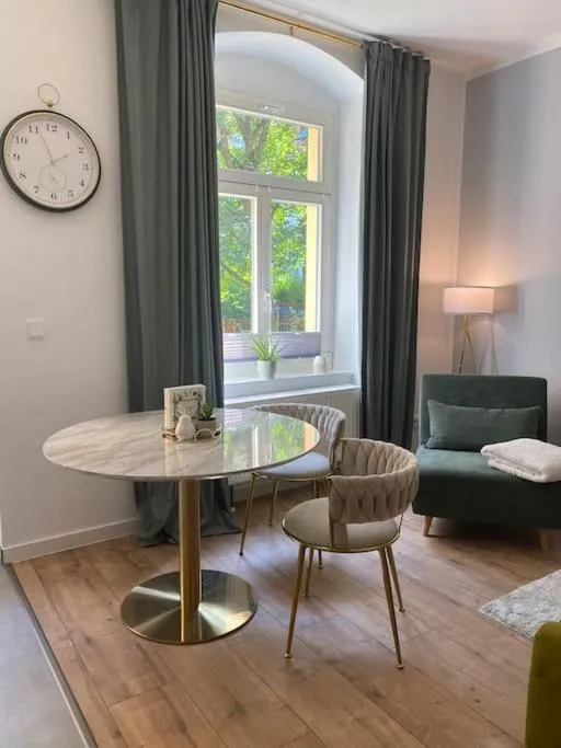 Image 3 of Modernes Apartment mit großer Terrasse