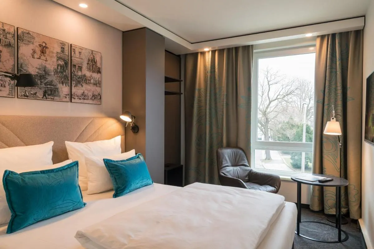 Image 1 of Motel One Dresden – Palaisplatz