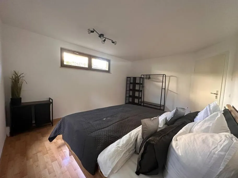 Image 5 of NEU* 4+1 Personen, Zentrumsnah,EBK, Stellplatz