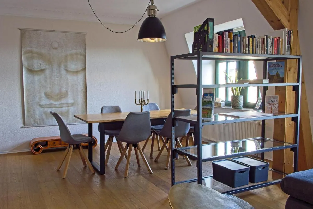 Image 3 of Neustadt-Aussicht – große Wohnung mit Balkon