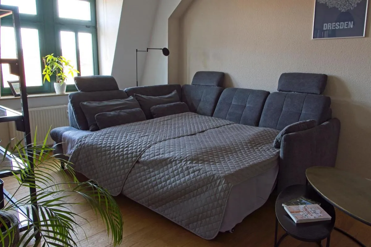 Image 1 of Neustadt-Aussicht – große Wohnung mit Balkon