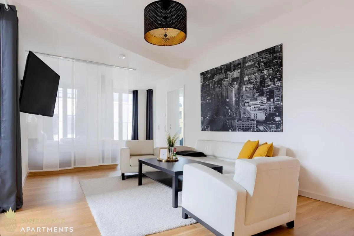 Image 2 of Pineapple Apartments Dresden Altstadt V – 112 qm – 1x free parking