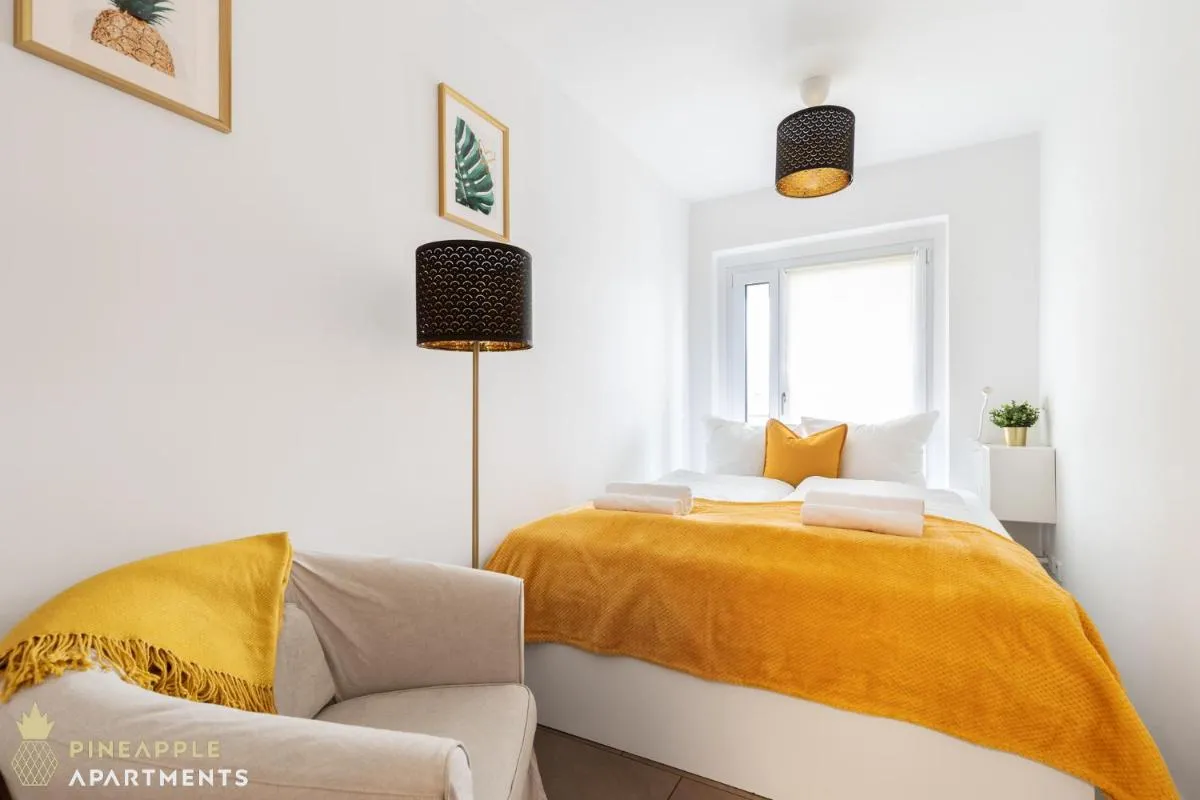Image 2 of Pineapple Apartments Dresden Zwinger VI – 98 qm – 1x free parking