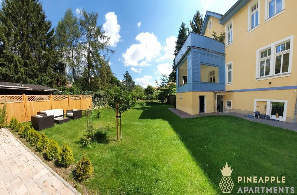 Image of Pineapple Apartments Dresdner Heide mit Garten