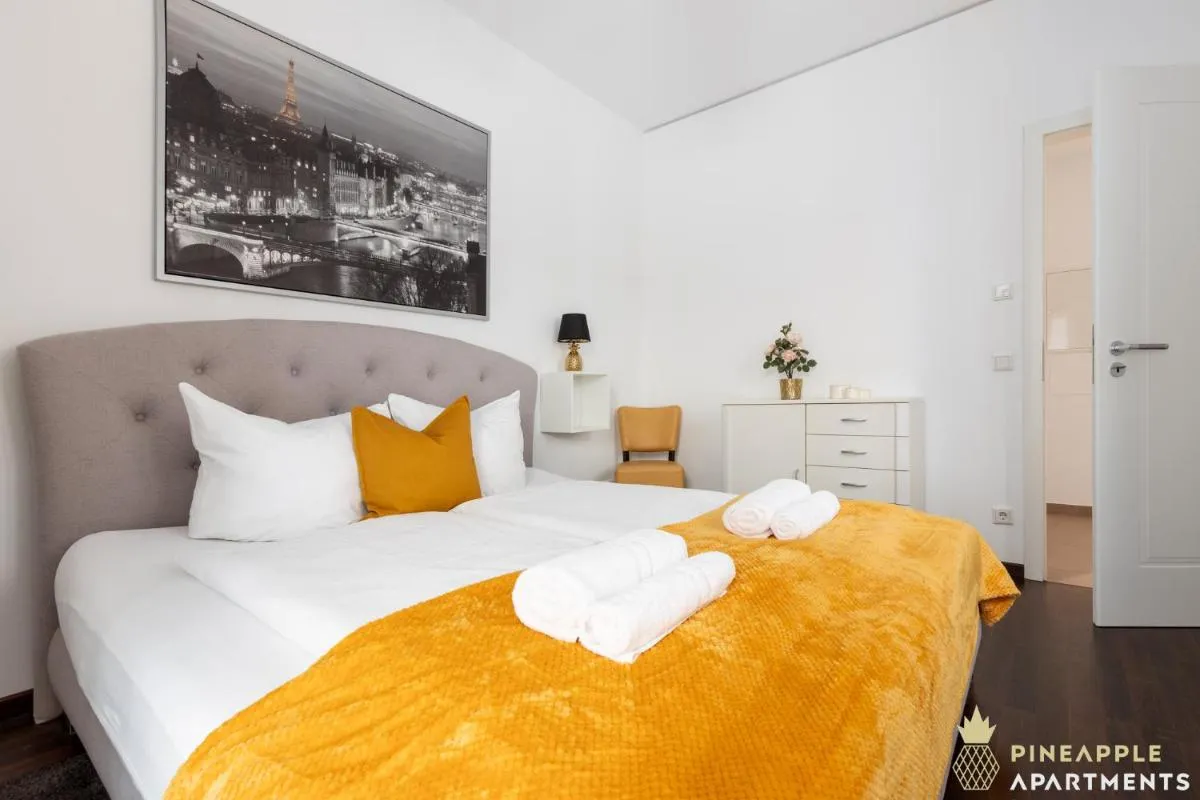Image 6 of Pineapple Apartments Palais am Neumarkt – 90 qm – 1x free parking
