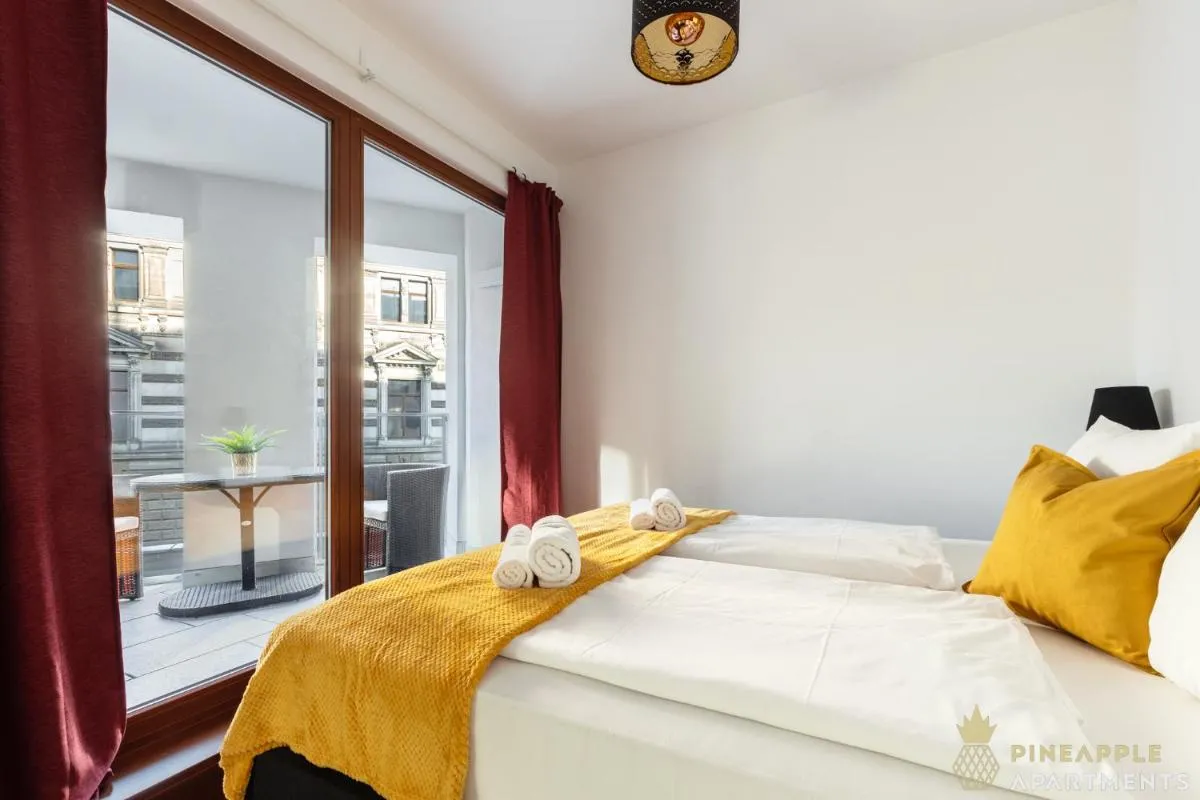 Image 1 of Pineapple Apartments Palais am Neumarkt – 90 qm – 1x free parking