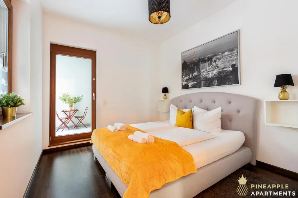 Image of Pineapple Apartments Palais am Neumarkt – 90 qm – 1x free parking