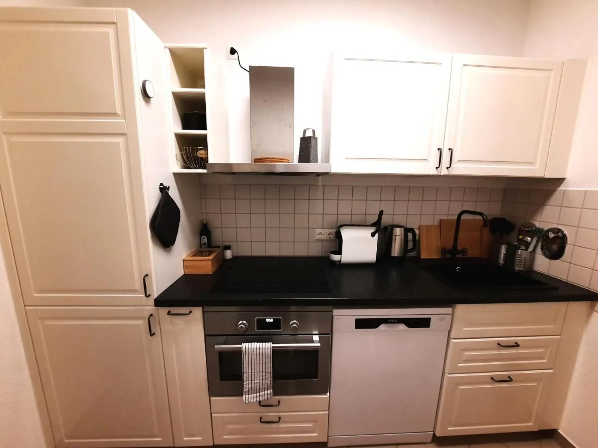 Image 4 of Ruhiges Hinterhof Apartment im Herzen der Neustadt