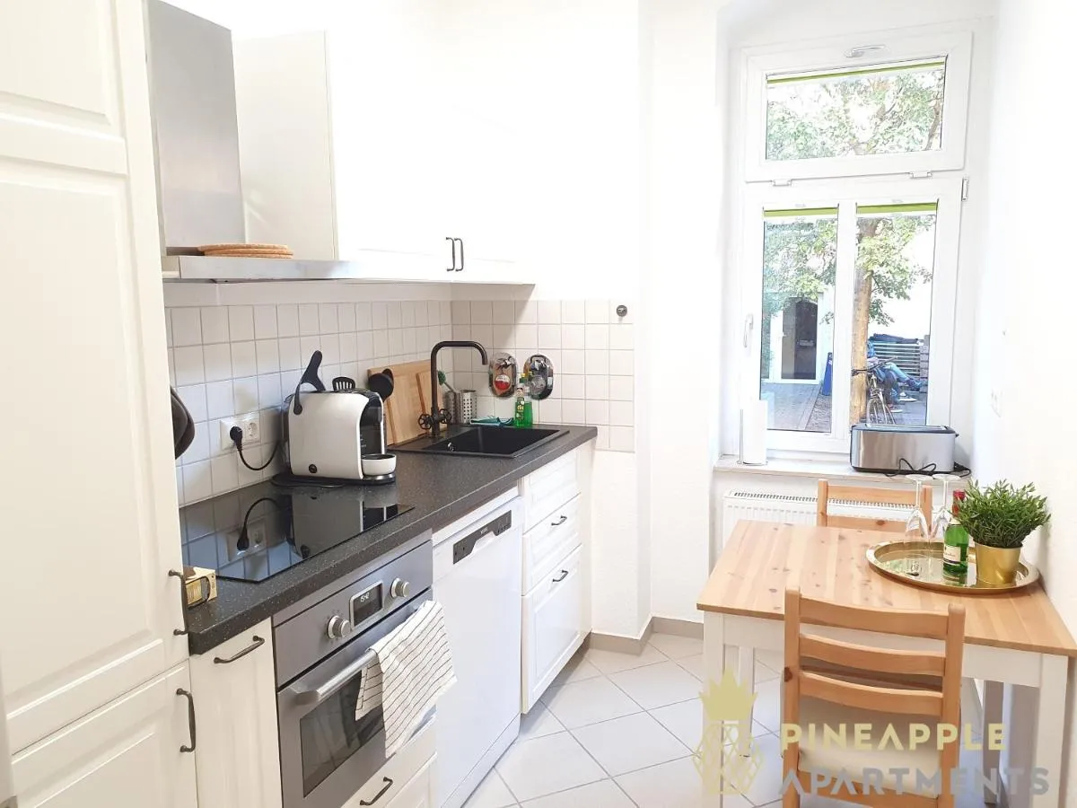 Image 3 of Ruhiges Hinterhof Apartment im Herzen der Neustadt