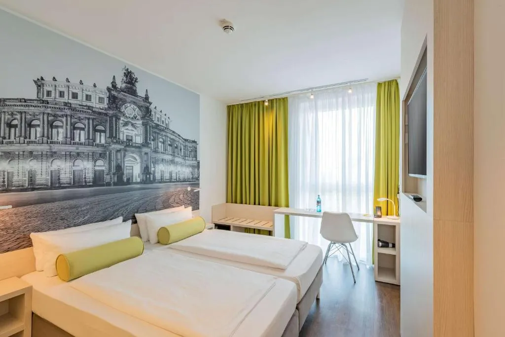 Image of Super 8 by Wyndham Dresden