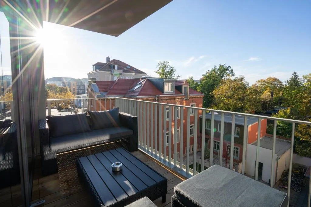 Image of Supreme City Dream mit Terrasse und Parkplatz – 110m²